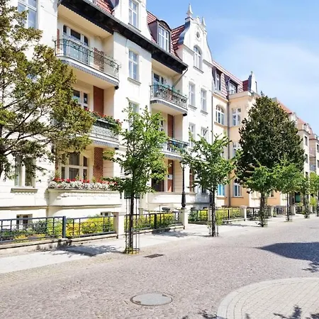 Visit Baltic- Holdu Pruskiego *